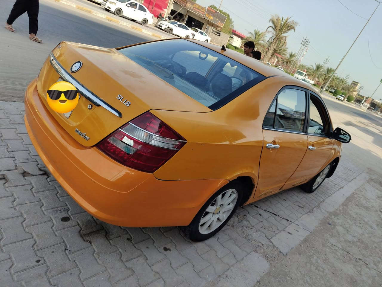 السلام عليكم موبل للبيع مديل2013 سياره بلاديه مكينه وكير نضاف مكفوله من الضربه والصبغ عوزها ترتيب فقط بيها خياسات طلبو عليهن100الف سياره رقم بغداد مصفره هيئه وغرامه كير اوتماتيك حداديه الاماميه نص عمر  كهربائيات شغاله السعر 27 المكان نجف الاتصال عله رقم ‏‪***********‬‏
