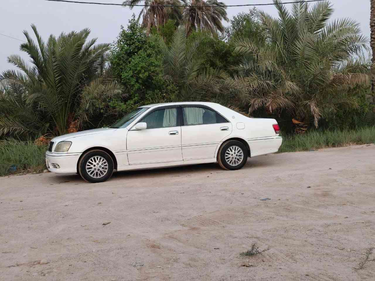 سلام عليكم ملكه البيع ام عيون دكمه وحده كصه جنطه سيارة جاهزه تبريد شغال مكينه فيفيتي ام الكلاص حداديه 75  مكانه سوق الشيوخ 28 وبيه مجال ***********
