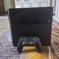 بلي 4للبيع غراضه كامله سعره 190وبيه مجال اتصل على هاذه الرقم 078148559...