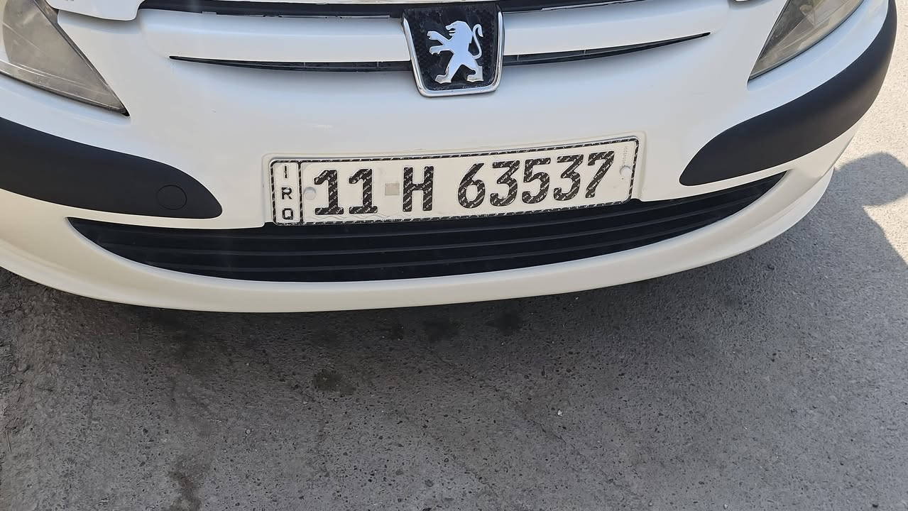 السلام عليكم بيجو فرنسي 307 موديل 2004 سيارة خليجية وحلوة ما بية شي نقص صدر جديد ادامة عامة كلشي مبدل بيهة تبريد ثلج سيارة ناعمة رقم بغداد اجنبي جديد سعرهة مناسب مكاني بغداد الحسينية رقم ***********
