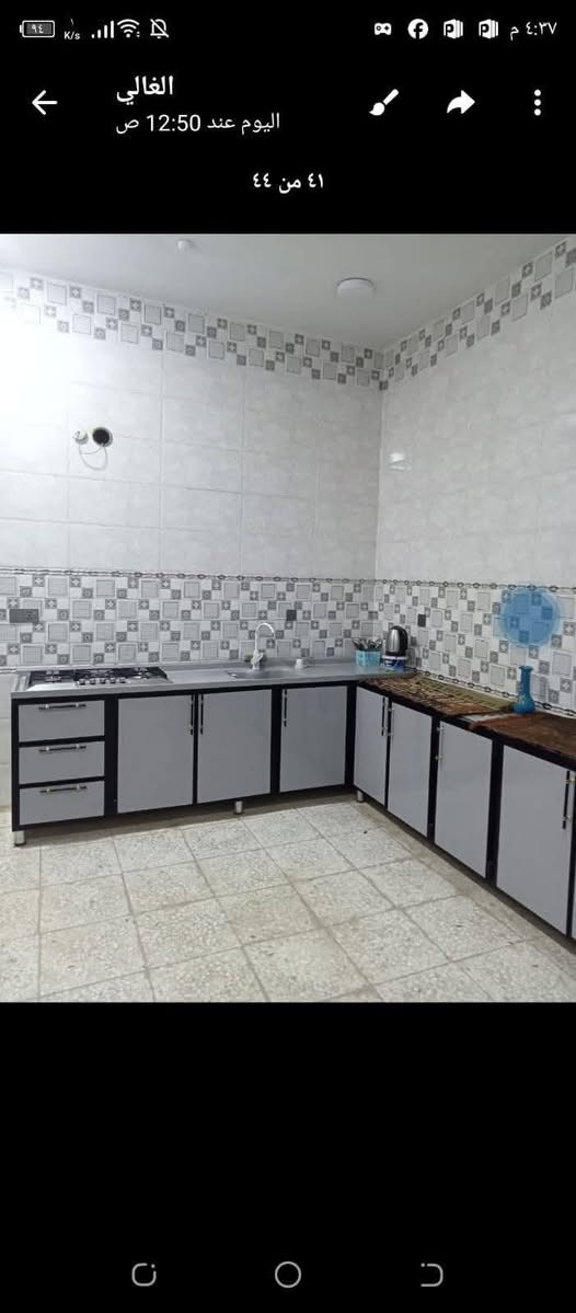 مكتب ولايه علي 

بيت للبيع المساحه 150متر طابو زراعي سند 25 بنيان درجة اولى جناي 

الأساس والسقف صب كونكريت بنيان طابوك جاهز ماعايز شي 

يحتوي على غرفتين نوم وصاله واستقبال ومطبخ وصحيات داخليه وخارجيه وطارمه ومكشوفه 

العنوان البراكيه شارع المطار القديم نهايه شارع علكم شارعه 10 متر 

السعر المطلوب 60 مليون وبي مجال 

للاستفسار إتصال أو واتس اب 
*********** أبو علي 

*********** علي العبدلي
