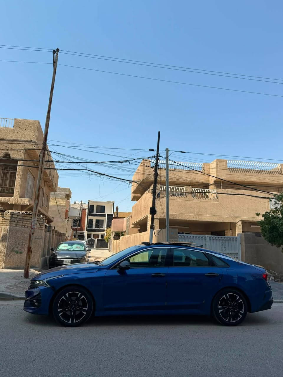 السلام عليكم
كيا K5  موديل 2024
ماشيه ٦٤  km 

 جي تي لاين.  فول مواصفات 

محرك 1600 تيربو 🚀

المواصفات : 

بانوراما

بصمة تشغيل

كشنات تدفئة

ستيرن تدفئة

شحن هاتف لاسلكي

قيادة ذاتية على الخطوط السريعة

هاند بريك بصمة

تشغيل عن بعد

مثبت سرعة

نظام ABS

مانع انزلاق

حساس ضغط الاطارات

بك لايت LED

شاشة تدعم كار بلي 

رادارات

مراقبة النقطة العمياء

تحديد المسار

مقعد السائق كهرباء

لايتات ثلاث عدسات

نظام قيادة ايكو + سبورت + سمارت + نورمال

بلوتوث + AUX + USB

تحكم ستيرن كامل

كير اوتو + عادي

اوتو بريك

خرائط

ستيرن حرف D

زينون LED

صندوق ذكي

اضافه لد محيطي متغير الوان مع رجل مع يدات 

اضافه تضليل جامه خلفي بدون محاسبه ٥٠/١٠٠

اضافه عازل حراري لجام 

ااضافه لدات فدراليه بل بجمه تريد اصفر تريد احمر وزرك عن طريق الريمونت 

رقم الشاصي موجود بالمنشور 

الحادث :  حادث امريكا بنيد وجاملغ صبغ سياره ليبل واحد وبيها سحب بلغد مواصل قاعدا دبل ولا يم صدر صدر كله كفاله 

وبالعراق صار عل كد اصبع بيدي ار بحافه الجنطه 
 

السعر. ١٦٥ ورقه 💯💯

للاتصال : ***********  ابو لارين 
مكان السياره : بغداد / شعله او المنصور
