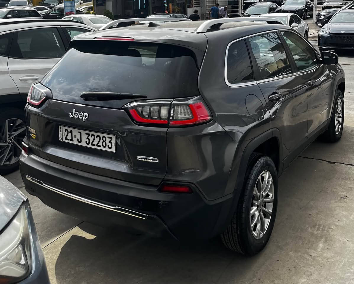 🚘 Jeep Cherokee 2019 – Latitude

✨ فوول مواسەفات
• سەنەوی نوێ 🆕
• ژمارەی نوێ 🔢
• بە ناوی خۆمانەوەیە
• سەیارەیەکی پاک و جوان

🔑 ژمارەی شاسی:
1C4PJLLB9K0202535

💰 نرخ: ١١٥ 🤝 معامەڵەی کەم هەیە

📞 بۆ زانیاری زیاتر و بینینی سەیارەکە پەیوەندی بکەن. 
***********

🚘 جيب شيروكي 2019 – Latitude

✨ فوول مواصفات
• سنوية جديدة 🆕
• رقم جديد 🔢
• الملكية باسمنا
• سيارة نظيفة وجاهزة للاستعمال

🔑 رقم الشاصي:
1C4PJLLB9K0202535

💰 السعر: 115 🤝 قابل للتفاوض بشكل بسيط

📞 للاستفسار ومشاهدة السيارة، يرجى التواصل معنا.
*********** السليمانية, العراق
