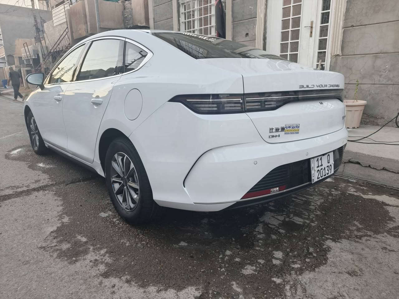 عندي BYD دستروير 2025 للبيع
السيارة ع ايدي طلعتة العام بشهر 10 السيارة خير من الله بعدة جديدة لا بارد ولا صبغ مقفولة من كلشي
السيارة ماشية 25 الف كيلو متر
السعر المطلوب19 مليون و100الف وبيه مجال حك الجية
ولي متعجبه السيارة صلي على محمد وعبر المنشور 
وتحياتي للجميع
ابو المجتبى
***********
