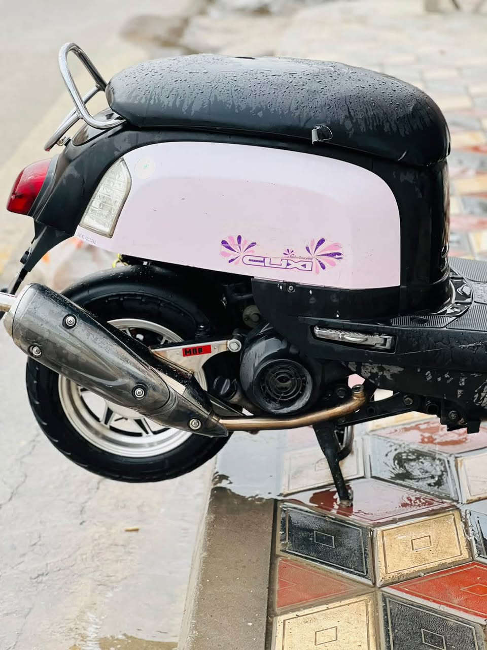 مـا شـاء الـلّٰـة 🤍✨
سلام عليكم 🙋🏻 دراجة مـاكـس بوليسي للبيع 🤍🔥
الدراجة قبل شهرين مطلعينها من المعرض ❤️‍🩹
بعدها زيرو 💥🔥 نضيفة بيهه شلـعة ومـعـدل ماشاء الله 🔥🤍
بيها تزويد خـيـر مـن الله❤️‍🩹🤍
الدراجة كدامكم بالصور نضيفة تخبل 🤍🔥
الدراجة كابريتر 🤍🔥
كهربائيات كله كاملهه💥🤍
مكان الدراجة : ناصرية مركز 
الـسعـر : ب1 و250🤍🔥(مليون وميتين وخمسين )وبيها مجال 🔥🤍
للاستفسار: خاص او على الواتساب *********** 🤍
