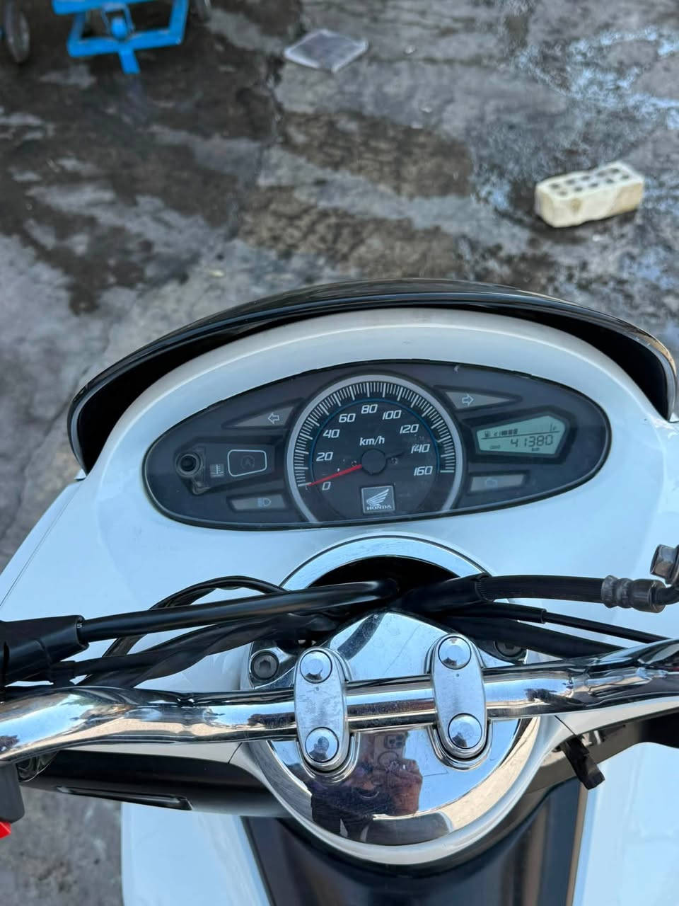 سلام عليكم Pcx دراجه جديده ماشيه 41 مكينه بلاد 150 حساس ازدحام دراجه جيل اول الدراجه معروضه 13$ ونص وبيهة مجال بسيط مكان الدراجه بغداد الحريه شارع العريض ***********
