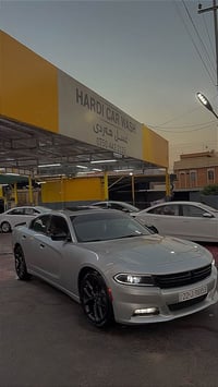 تشارجر SXT • ٢٠٢٢ • ماشي ٤٥ ألف