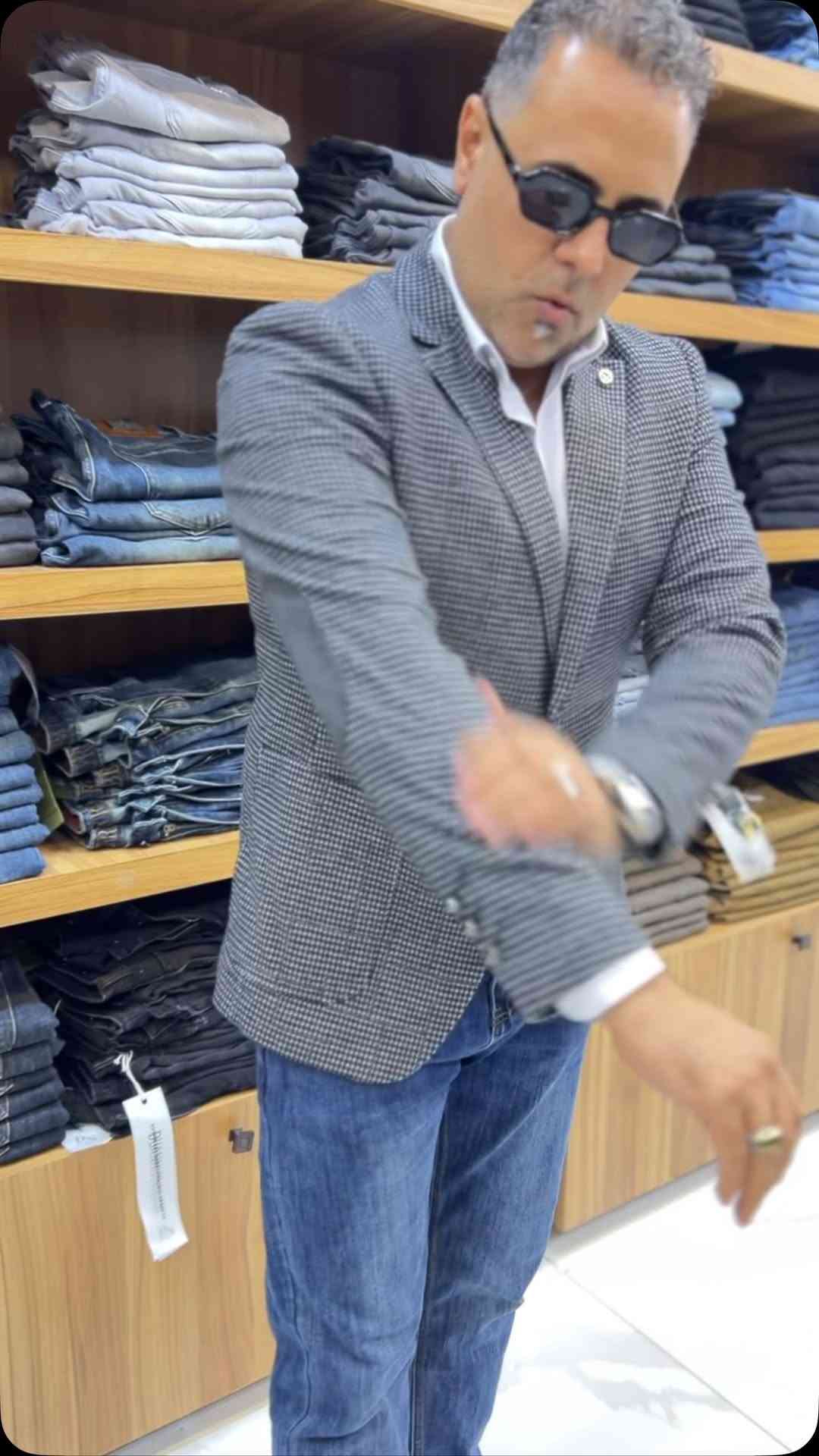 جاكيت سبورت • قماش ناعم • مقاسات ٤٨-٥٦