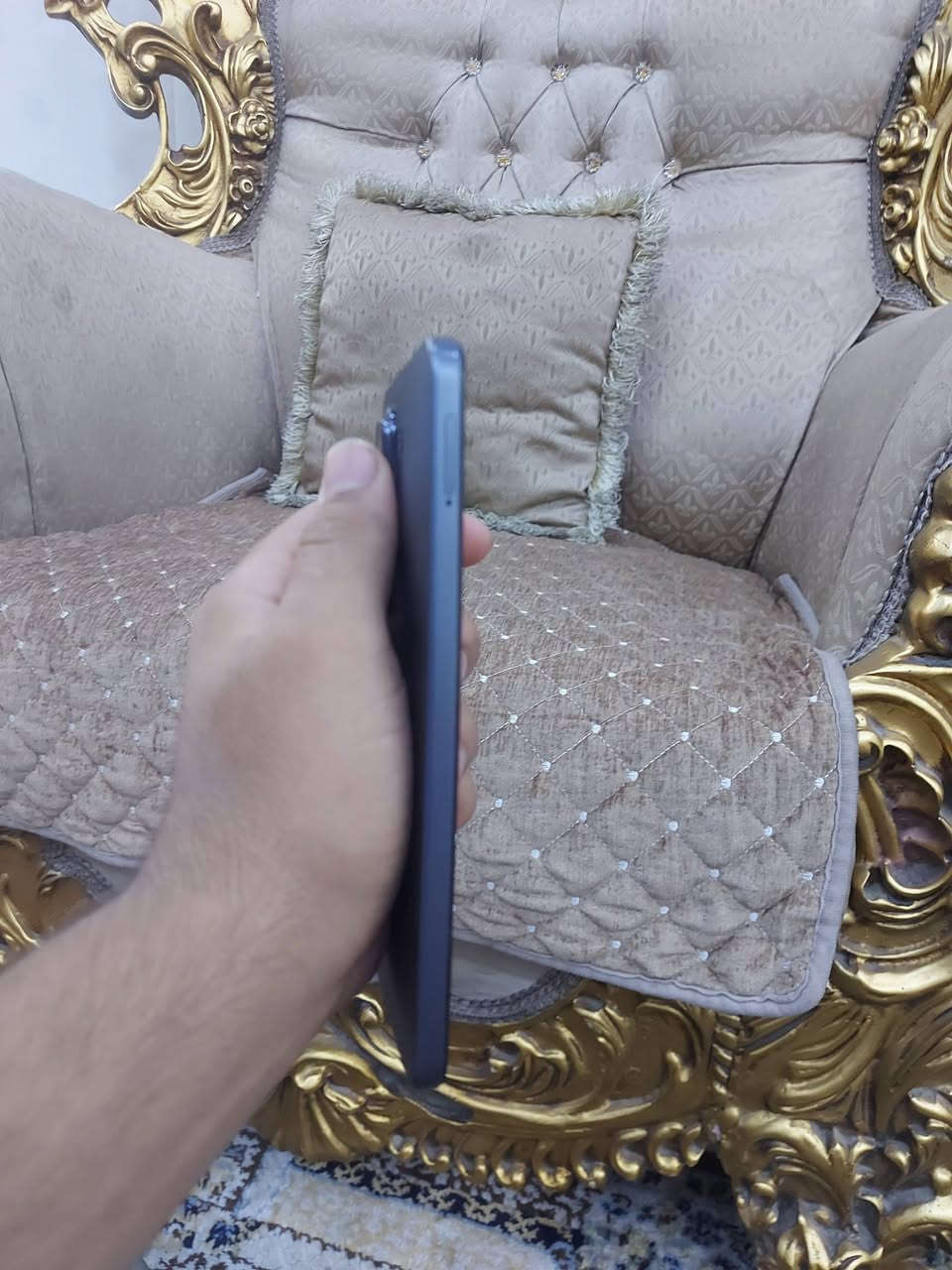 سلام عليكم عندي انفنس هوت ٥٠ برو جهاز جديد مع كارتونه ممفتوح او مصلح
السعر ٢٠٠ وبي مجال او مراوس بايفون ١١ برو ماكس مع فرق او بدون حسب النضافه للتواصل ***********مكاني بغداد المدينه صدرر ذاكرة ٢٥٦
