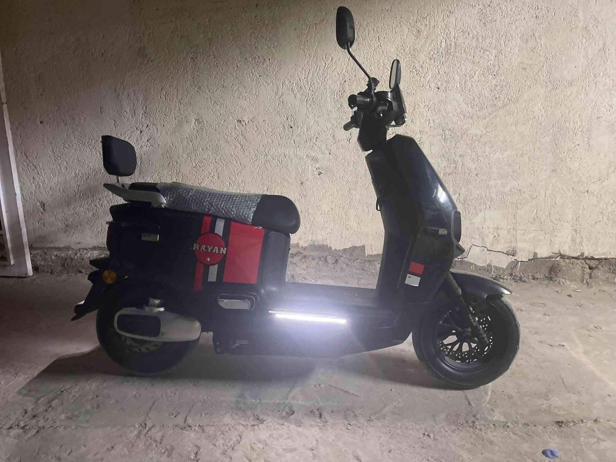 السلام عليكم دراجه ريان أم عيون للبيع فول مواصفات٦ باتري بغداد البياع السعر 600 وبيها مجال الرقم *********** واتساب 
ملاحضه الدراجه جديده وبحاله جيده جداً ويضاً اي نقص ما بيها موديل 26
