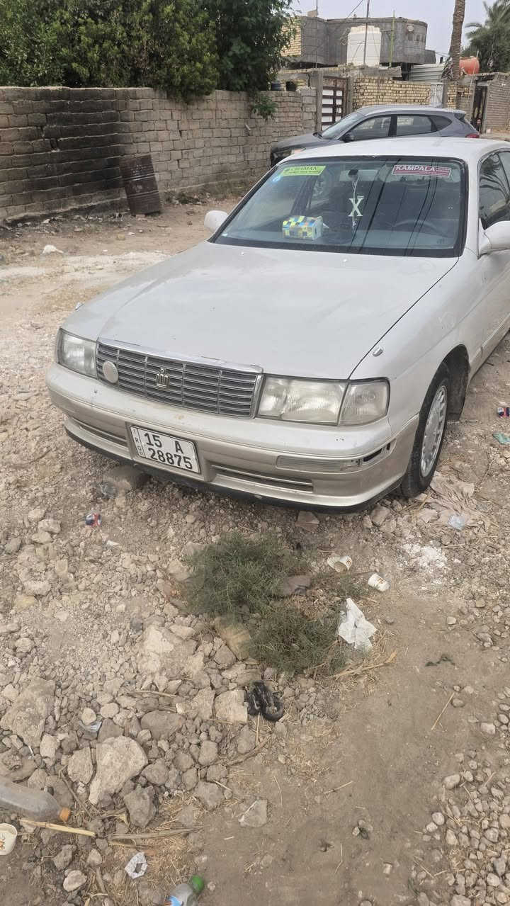 سيارة • بابل • هاتف