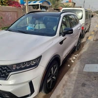 سورنتو  موديل2023 vip موصفاتEX منفصل سياحي محرك تيربو مو العادية ماشيه...
