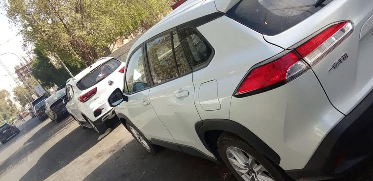 للبيع سعر مناسب كورلا كروز موديل 2024 مصرفية السياره جديده على وضع الشركه كفالة عامه عدا شخط بل دعاميه بسيط *********** اثير ***********
