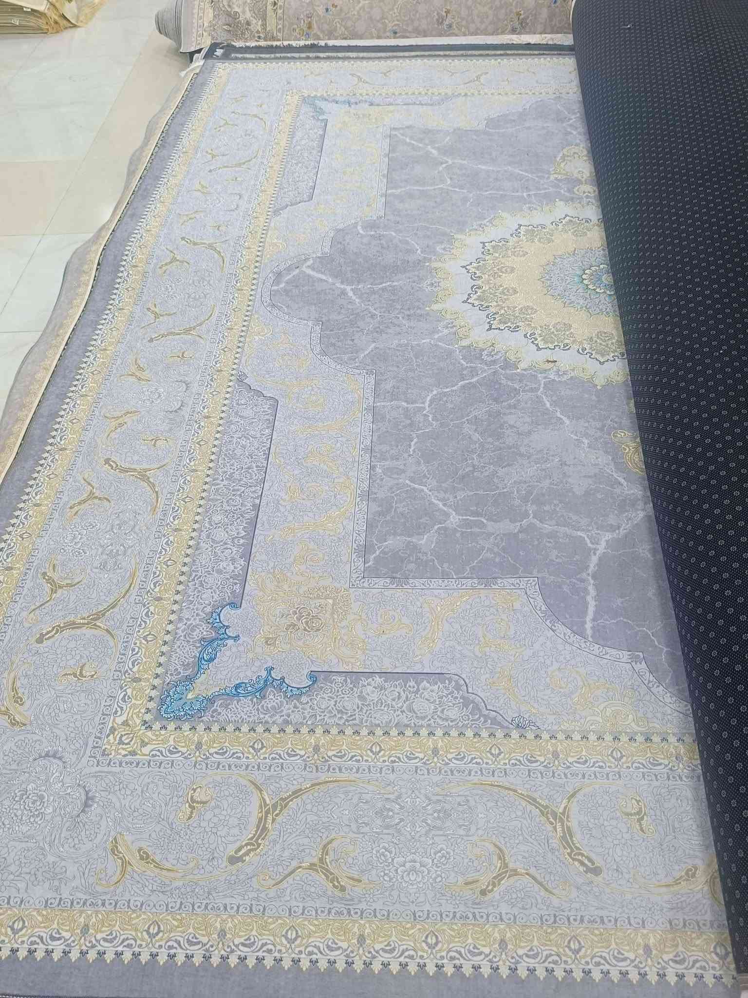 داشکان پشتلاستیک ئەسڵی هەموو نەخش و قیاسێک مەتری 8هەزار واتە فەرشێکی 3x4تەنها 95هەزار
لەسموود سەروی مارکێت ئاڵتون بەرانبەر پێشانگای بورهان 
ژمارە *********** تاکو ڕۆژی جمعە
