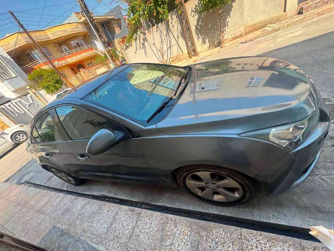 شوفرليت كروز موديل ٢٠١٠ 
رقم اربيل الدولي سنوية لل ٢٠٢٧ السيارة بإسم بنت تحويل ثاني يوم 

البوند بي نصو صبغ 

والجاملغ مبدل صفحة النفر

السعر 70 وبيها مجال للشراي
وللتفاصيل اكثر اتصل ع هذا الرقم
والسونار مالتها موجود 

***********
