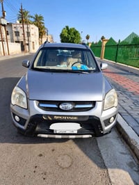 للجناية فقط والي يدور نظيف ومتعبه للبيع كيا سبورتاج 2010 السيارة بحالة...