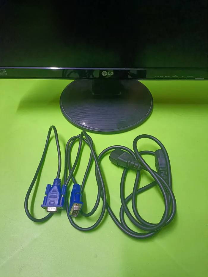 FLATRON W1942SE • 19 بوصة • قابلة للإمالة