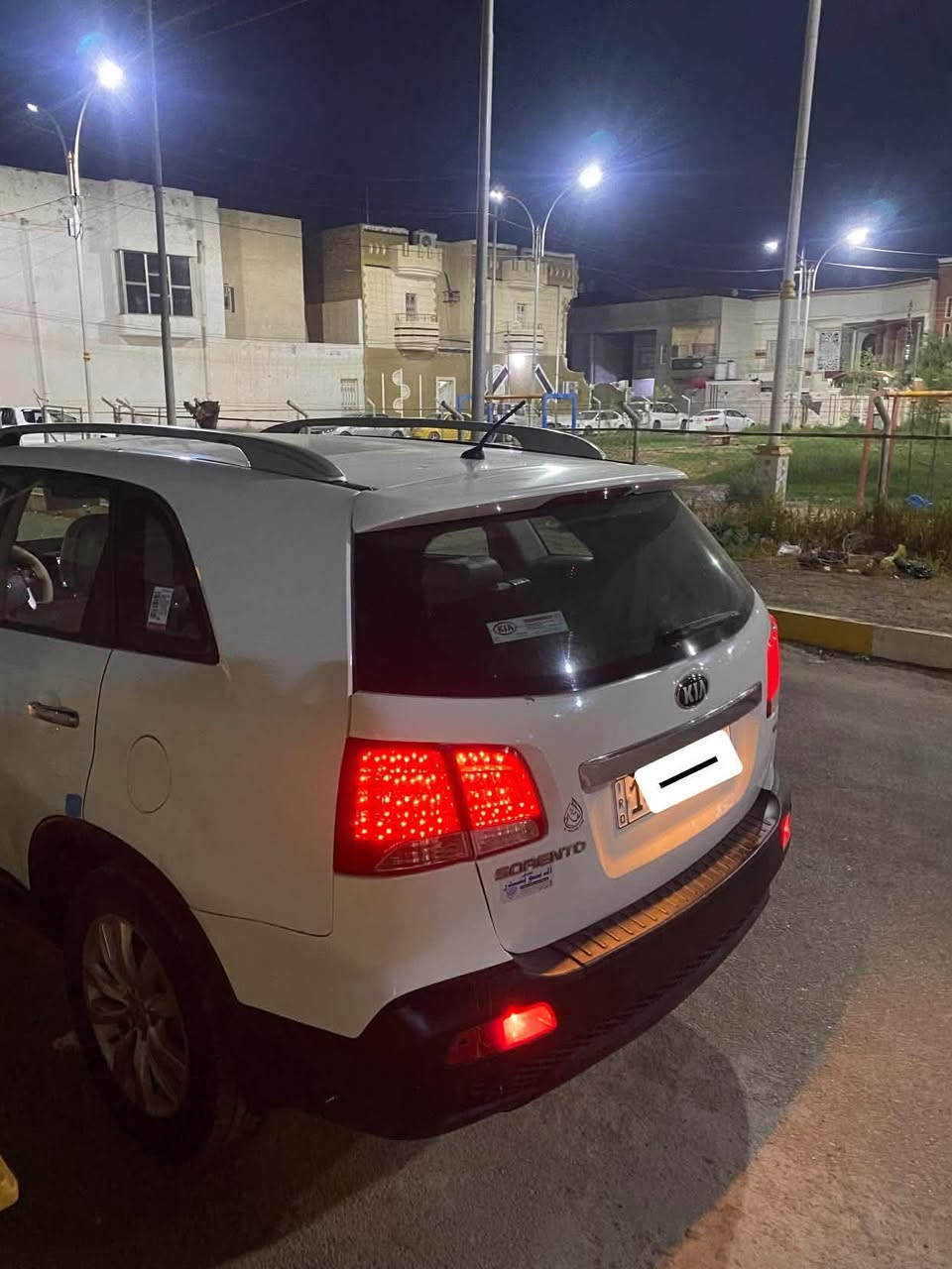 سلام عليكم
مرخصه الادمن 
كيا سورنتو ٢٠١١ خليجي مكفوله من تبديل والضربه والفتح بيها رشات صبغ تجميل بسيطات محرك ٦ سلندر مكينه كاضه كير حداديه تبريد تخم تاير جاهزه فقط مكينه كايمه ابيع ع وضعها  رقم بصره الدولي تحويل ثاني يوم هزه جديده 
سياره فول ١/١ بنوراما بصمه كشنات جلد معروفه مواصفاتها 
مكان سياره ناصريه مركز دور الضباط 
الي تفيده يتصل وانه بخدمته ماذكر سعر سبب الانفس الضعيفه 
***********
