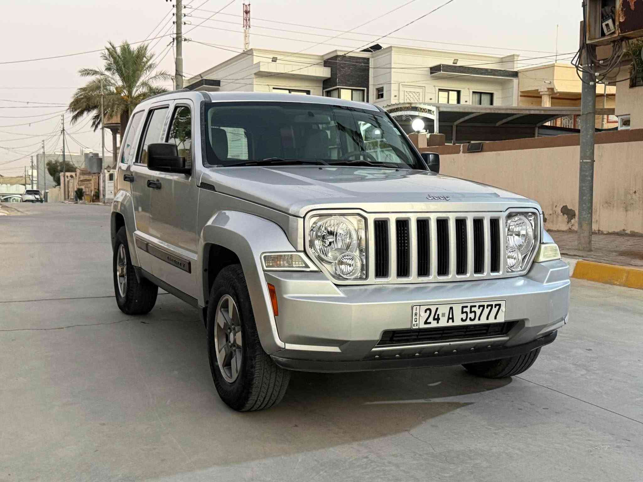 تحية طيبة 🌹🌹🌹***********

جيب لبرتي 2008 مكفولة من الصبغ والتبديل والجراد  4&4

گير محرك محرك بشرطو  ممفتوح  ستة سلندر حجم 3.7

تبريد تدفئة كهربائيات كله شغال وبدون نقص 

اربع تايرات حدادية امامي وخلفي كله بشرط 

رقم سنوية جديد شرط تحويل والوكالة والغرامات وباسمنة

مكان السيارة ديالى خانقين /السعر 85 وبي مجال خناقين, ديالى
