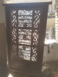 باب حديد ثقيل  الطول 205سم العرض 110 سم  المكان الغزالية  السعر 125 ال...