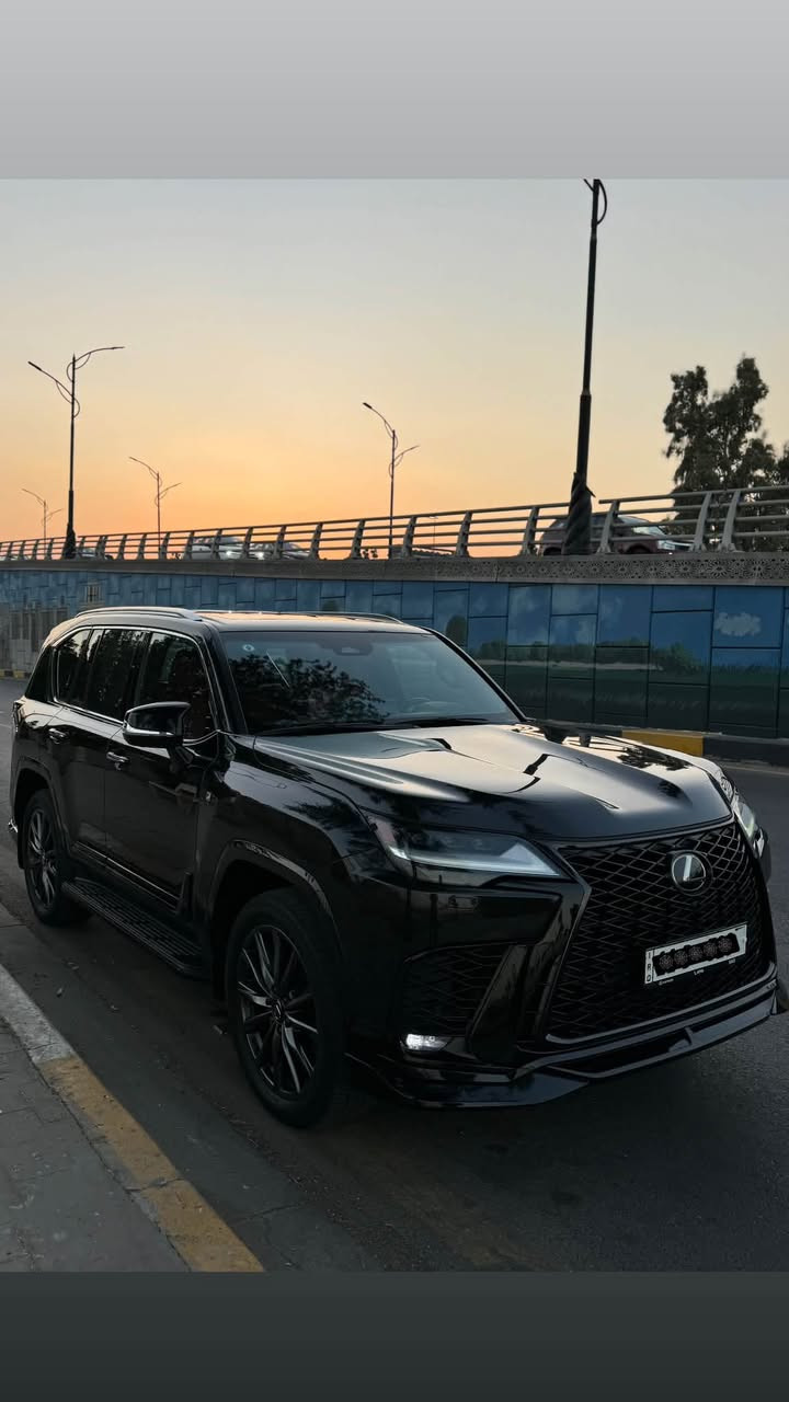 للبيع او المرواس Lexus F1 Sport LX700 
موديل 2025 ضمان شركه سازز مغلفه PPF 
ماشيه 15,000 km بعدها اخت الزيرو ... ✨

مواصفات 1/1 
بصمه 
سلايد 
جكات 
بيبان شفط 
جنطه شفط
جلد كهرباء 
عدد شاشات 3
عدد كامرات 5 
نقطه توقف ذاتي
رادارات امامي خلفي
شاشه لمس تحكم 
تحكمات ستيرن 
داتا شو عرض 
الى اخر معروفه ال F1 
-------------------------------------
📍موقع سياره بغداد ترهم بيع اومرواس سعر 
مناسب جدا بيها ملاحضات بسيطه اتصل وتدلل 
الهاتف : ***********
