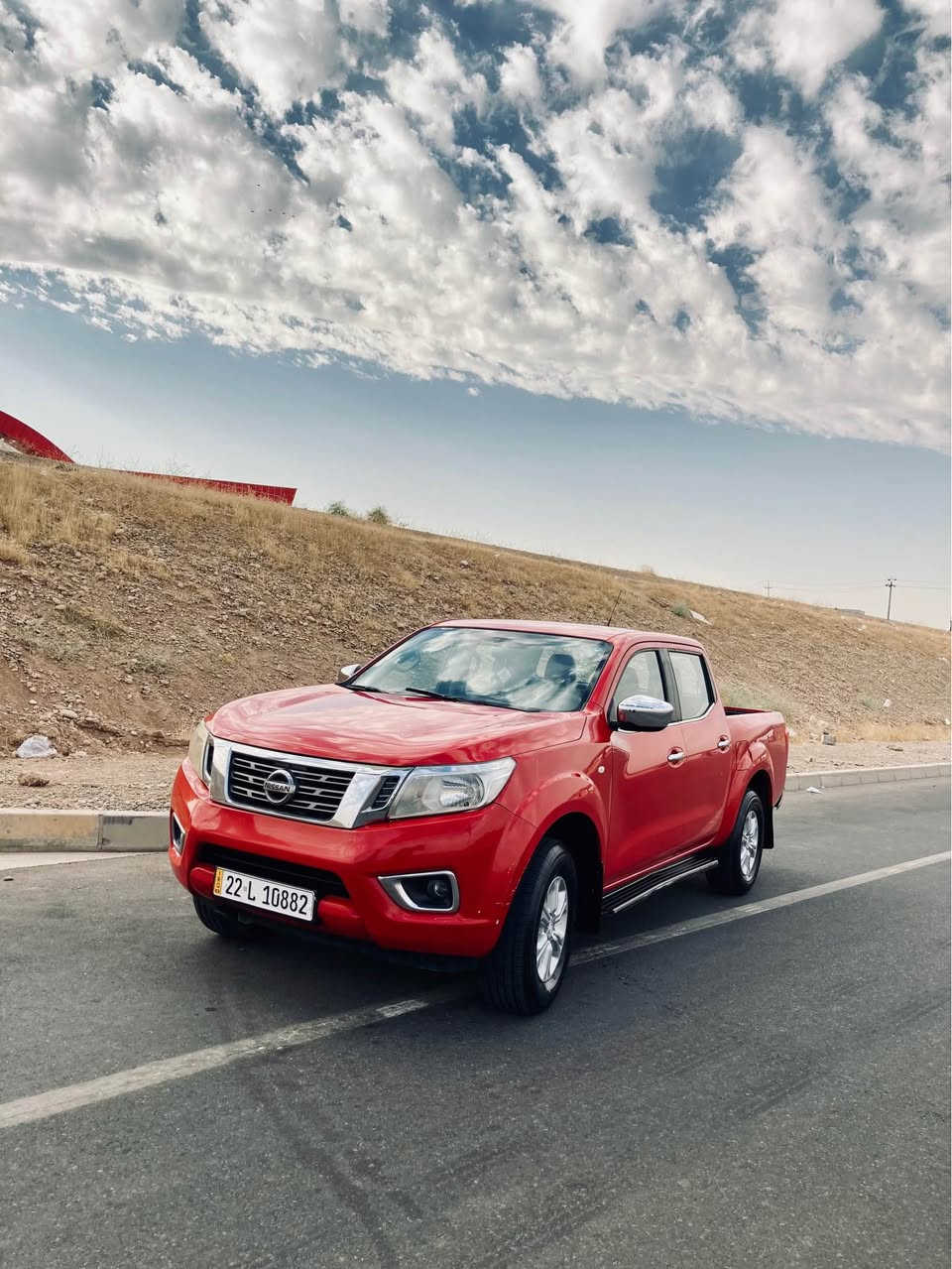 Nissan Navara 4~4 

٢٠١٦ دوو پار چە بۆیاغە فوول فوول مواسەفاتە دەبل ئکسل قفل ئکسل  فوول مواسەفات گێڕ مەکینە تەحویل غرامە بەشەرت سەیارەکی جوان و بێ کێشەیە
*********** أربيل, العراق
