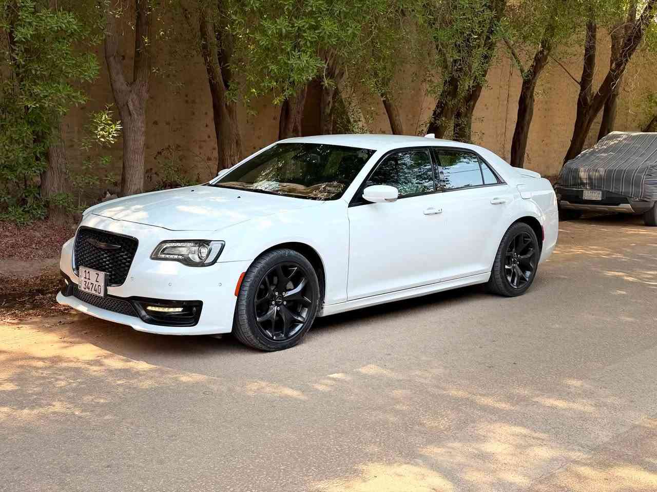اوباما 2021 معلايه 2023 
ماشيه اصل 42 الف ميل 
مكينه 3600
توويل 
رقم بغداد بأسمي مسؤل عن الامداور
حادثه موضح بلصور فقط قبق جنطه بدون ارباك بدون صبغ غير قبق الجنطه 
موصفات الS معروفه تجي فول عدا البنوراما
شفتات ستيران
كشنات ثنينهم كهرباء
كشنات تدفئه
ستيران كهرباء + تدفئه 
اشاير بلمري ترحيب بلمري
صفر مسج السياره 
ادامه كامله كير مكينه حداديه تبريد كهربائيات كفاله 
مكاني بابل 
***********
السعر 219 مجال بسيط
