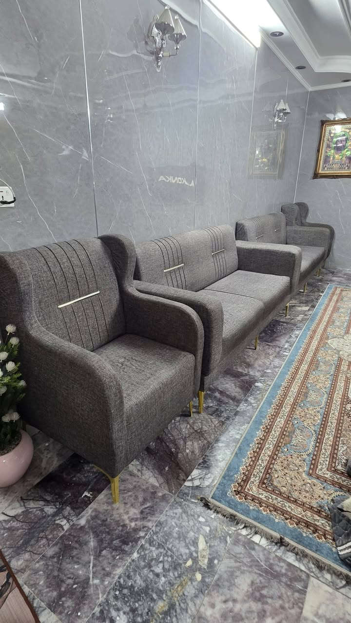 ١٢مقعد • بلوك اسود • نظيف