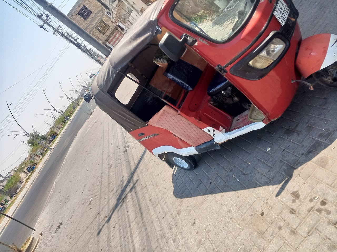 السلام عليكم تكتك مديل 19 رقم وسنويه نكليزي عنواني بصره  ***********
