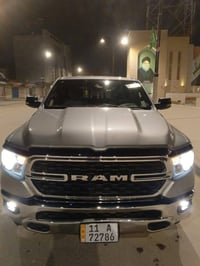 سلام للبيع رام RAM موديل 2023 سياره حلو وحادثه فقط الباب الجاملغ والبا...