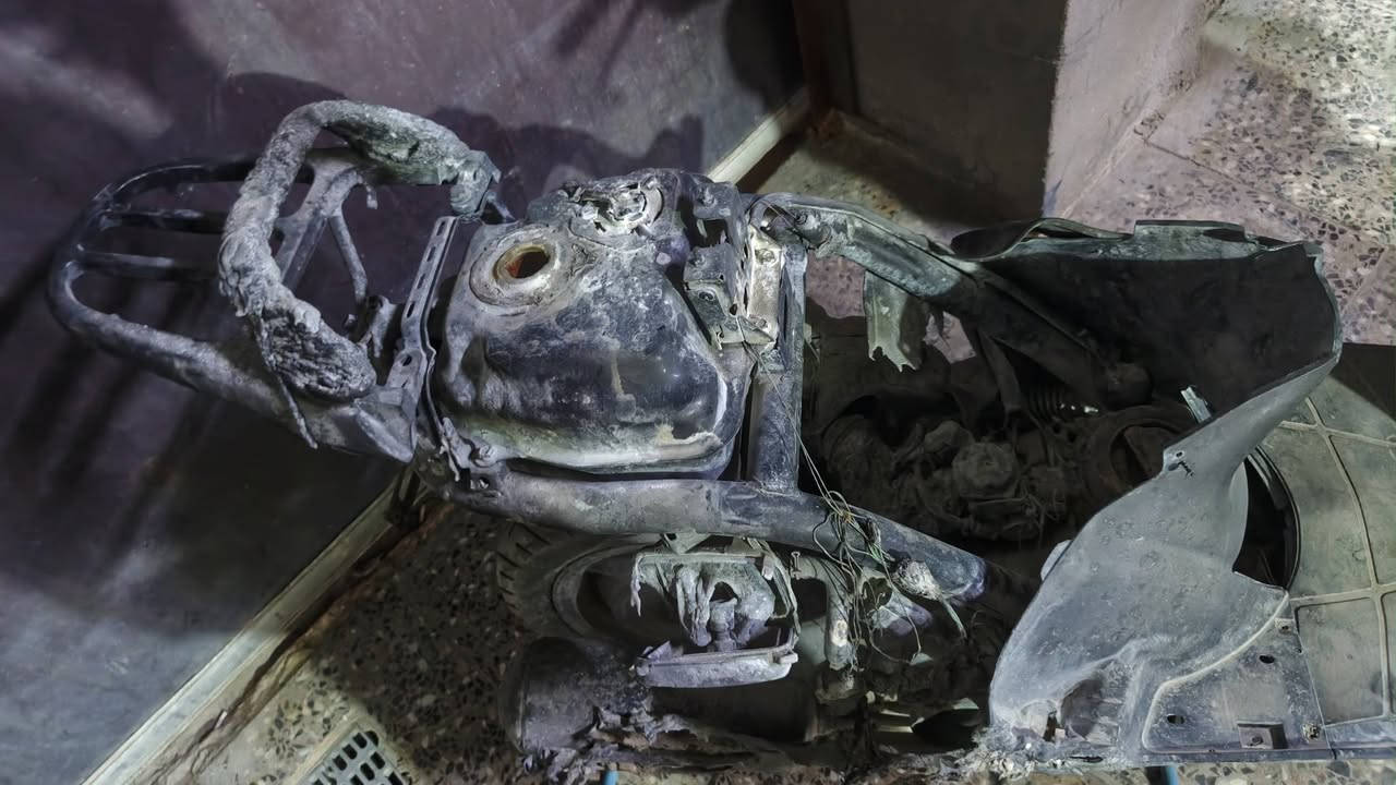 السلام عليكم
دراجة سبيسي محتركة الله يكافيكم الشر 
المكان بغداد منطقة حي البتول السعر ٥٠ نهايتهه
***********
***********
