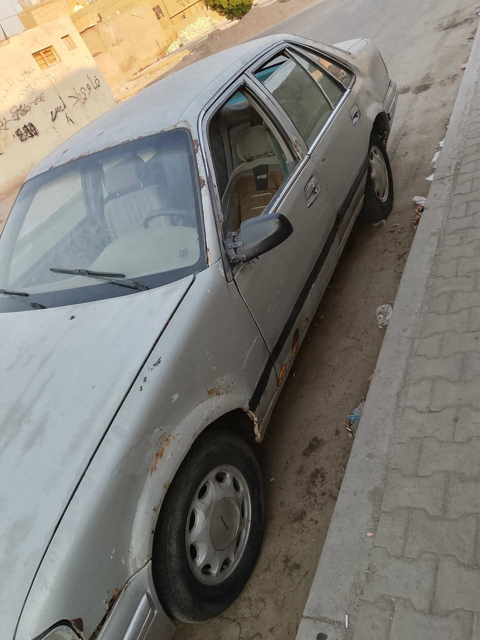 برنس موديل 93 رقم قادسية تحويل مباشر كير ومكينه واكسل مكفولات كير عادي تخم تايرات جديد ويل كب منظومه بنزين جديدة كهربائيات شغاله غرفة نظيفة 
نقصها بطاين باب السكن والسايق وماطور جام والكشر بي جراد وخياسات واضحة بالصور السيارة شغاله نكرة مكاني بغداد الزعفرانيه السعر 18 وترهم مراوس باوتوماتيك حتى لو اطي فرق وهذا رقمي بي واتس *********** وتحياتي للجميع
