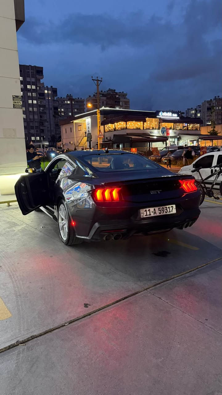 موستنج GT • ممشا ١٧٠٠٠ كم • حادث
