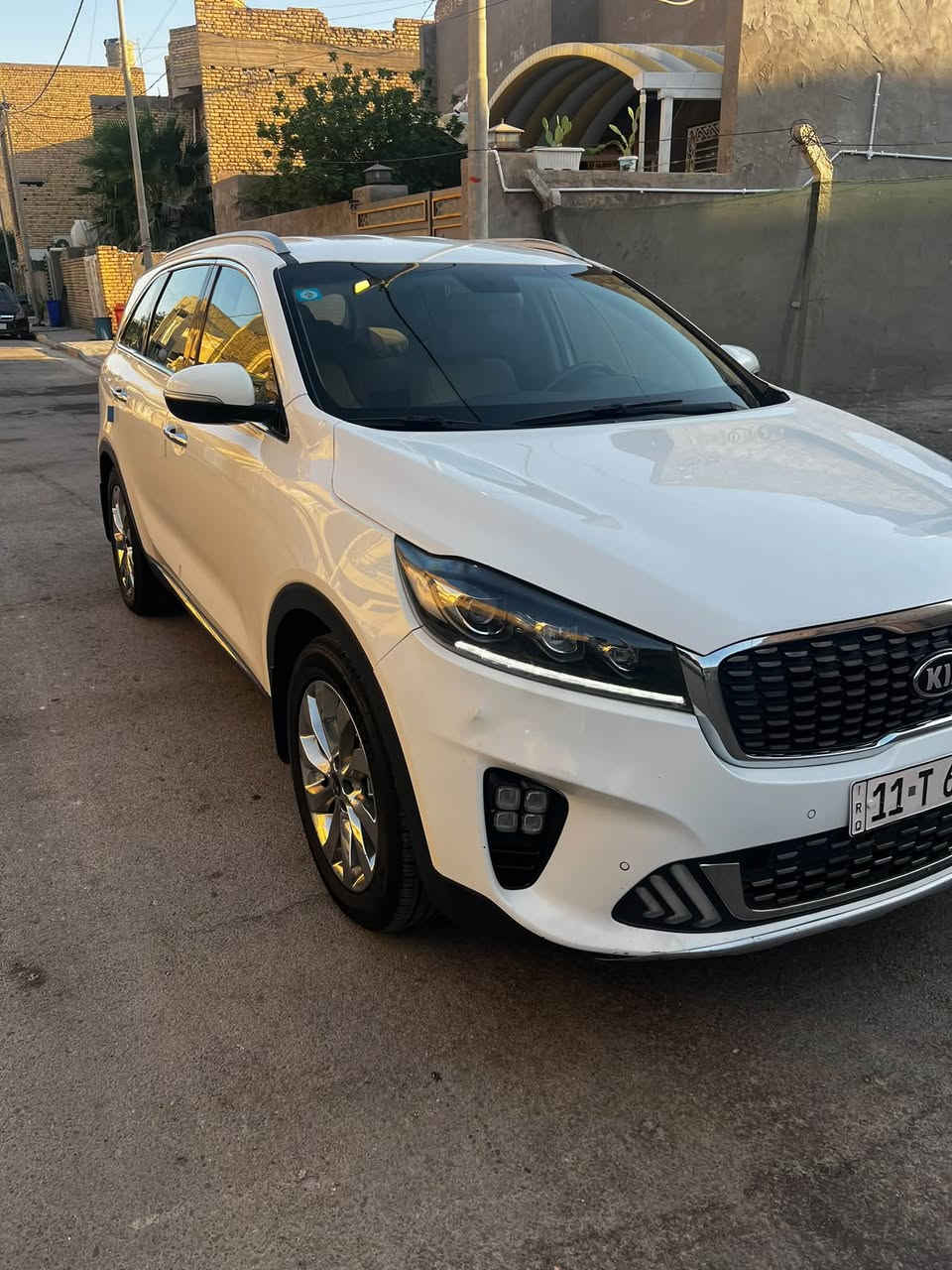 السلام عليكم للبيع او مراوس حسب القناعه سورنتو موديل ٢٠٢٠ مكفوله كفاله عامه مكينه كير عله وضع الشركه رقم بغداد باسمي تحويل باي مكان ماشيه ١٢٣ بصمه كراسي كهرباء جنطه كهرباء شاشه جي بي اس شاحن مكان السياره واسط الكوت مركز المدينه للأستفسار *********** السعر ٢٤٥ شوفها غاليه اعبر المنشور
