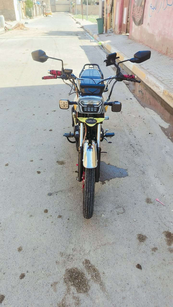 سوينك موديل ٢٥ ضاغطه وزنجيل دراجه نضيفه بغداد الحسينيه مال راشديه سعر ٨٥٠ وترهم مراوس بدايوان اصولي ونطي فرق ***********
