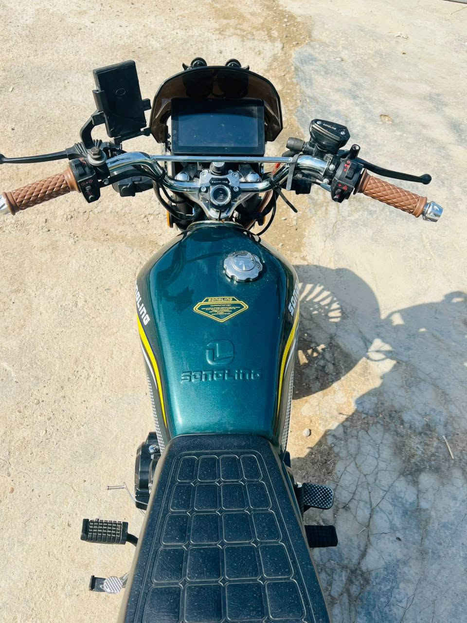 سلام عليكم دراجه سونك26  كهربائيات كلهه شغاله شلعه معدل فول  اوراق جاهزات محرك 200CC  شاشه شغاله كيجات شغاله السعر 900بيه مجال للطيبين مكاني محموديه رقم الهاتف *********** بي واتساب
