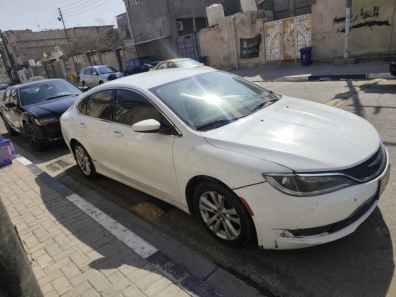 السلام عليكم
C200 2015 2400
رقم بصرة ب اسمي مداور ثاني يوم
السيارة حدادة 85%و منظومة تبريد جديدة كامله وبطارية جديدة و  راديتر جديدة يرادلها بعض الترتيبات منزل سعرهن من البداية 
السعر 82 ورقة وبيه مجال قليل مكاني البصرة الزبير 
رقمي ***********
