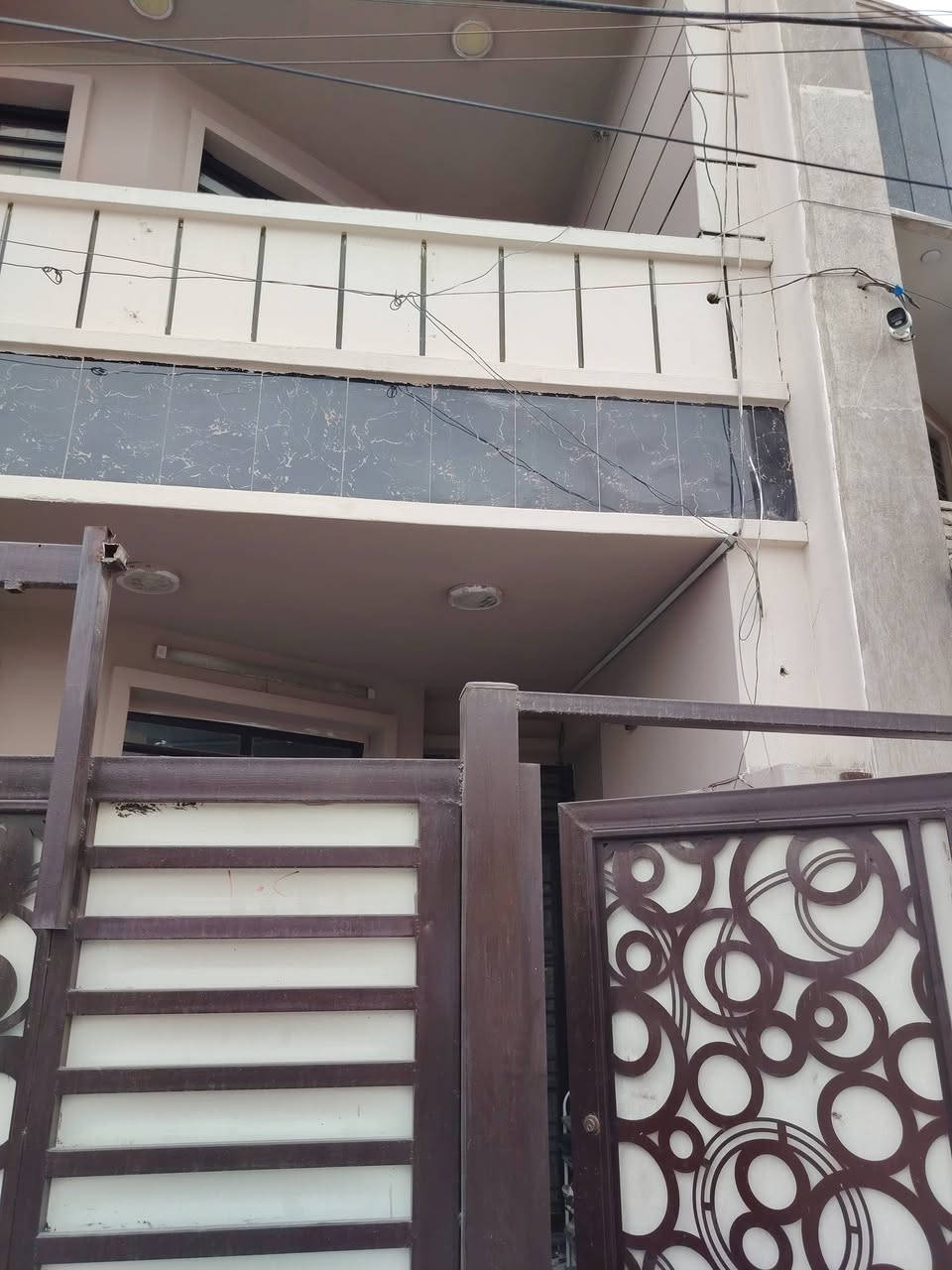 باسمنه • ١٠٠م • ٣نوم