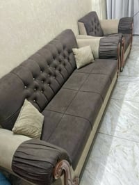 طقم ١٠ مقاعد • نضيف • بغداد تقاطع درويش