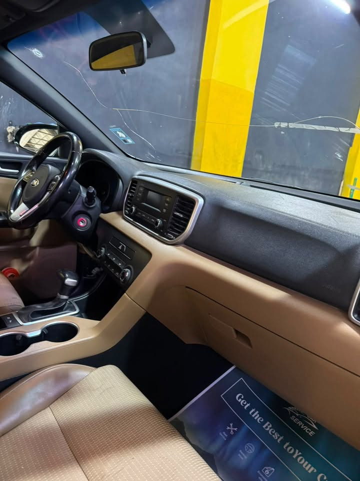للبيع
سبورتج 2019 رقم بغداد خليجي مكفوله ماشيه 80 الف كيلو

السعر 198
مكانها بغداد القادسيه
للاستفسار ***********
