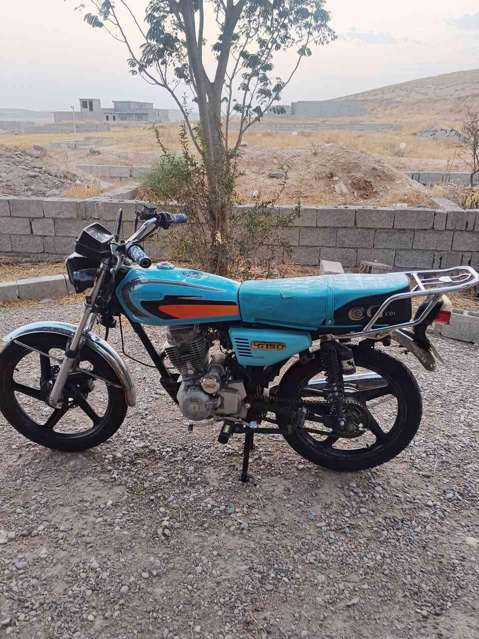 ليفان • ٢٠٠ • بدون اوراق