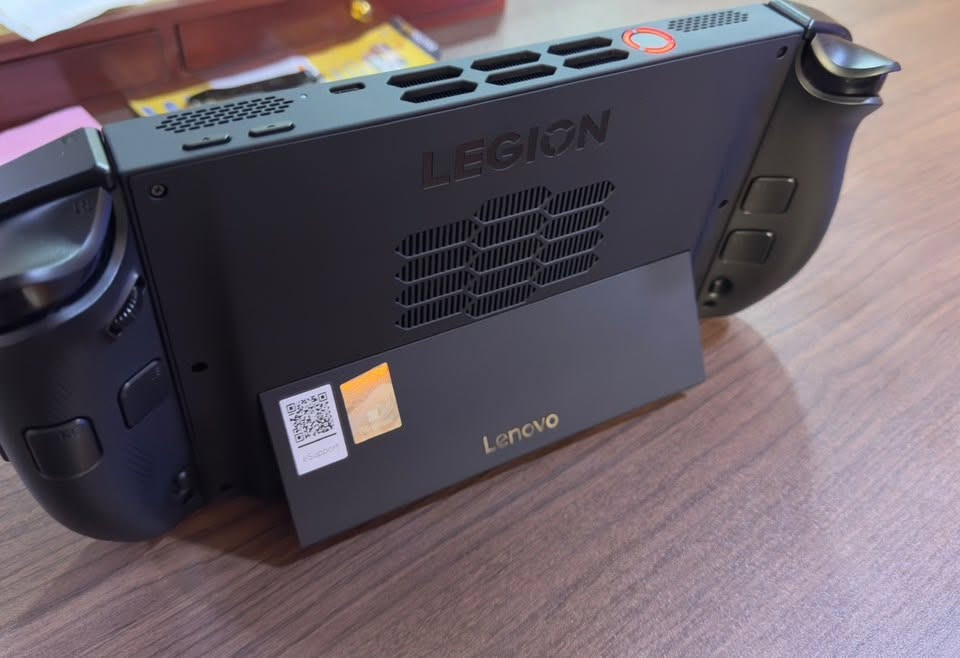Lenovo legion go 2
CPU: AMD RYZEN Z2 EXTREME

RAM: 32GB

Storage: 1TB SSD

sd card sandisk extreme pro 1 TB

الجهاز نضافته 100%

استعمال قليل جداً

ويا كفر شاشه و cover للجهاز +كفر شاشه احتياط

ادابتر ugren متعدد المنافذ

السعر 1850

مكاني الموصل
***********
