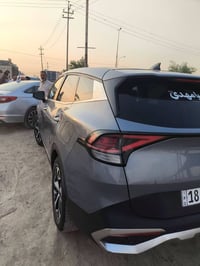 كيا سبورتج  وارد امريكي  موديل 2023 مكينه 2500 بيهه قطعتين  جاملغ وباب...