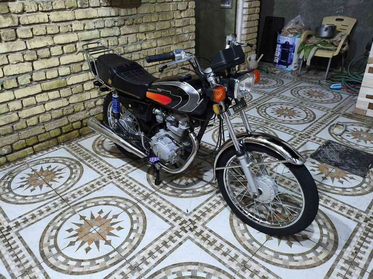 السلام عليكم دراجة نامة موديل 2015 دراجة اوراق نضيفة مفتوحة فقط ولفات سعر 500 التواصل واتساب *********** السماوة ام العصافير
