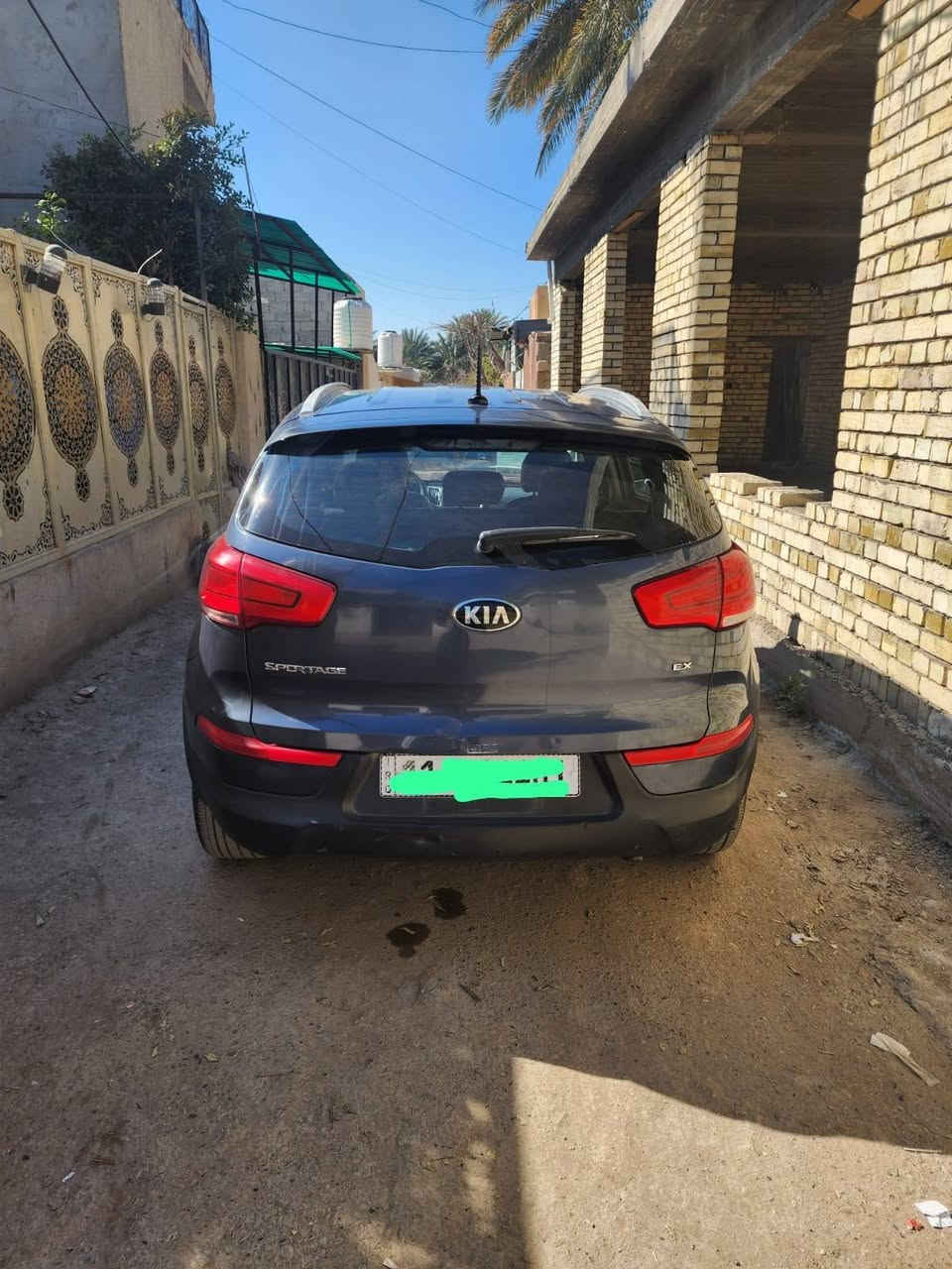 كيا سبورتج 2016 EX
مكينه 2400  GDi
سياره مفوله ماعده فتحه 
قطعتين تبريد 
مكينه مبدله جديده 
حدده صدر امامي خلفي جديد 
كشنات جلد 
رقم بغداد نكليزي 
تحويل ثاني يوم 
وسونار كدامك 
مكاني بغداد السريدات قرب سيطرة الشعب القديمه 
سعره 130$ وبيه مجال
بيع فقط  
تواصل مع الرقم 
***********

