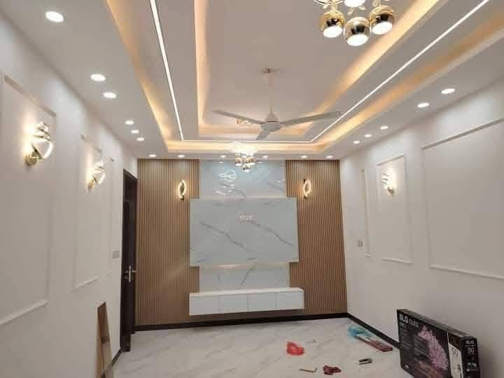 ✨ اختار ديكور بيتك.. والباقي علينا! ✨

🏠 شركة التميمي للتصاميم والديكورات
لمسة إبداع في كل زاوية 🤎

إذا تحلم ببيت أنيق، عصري ومتكامل… إحنا نحول فكرتك إلى واقع بإتقان، من أول تفصيلة لآخر لمسة ✨

🔸 ليش تختار شركة التميمي؟
✔️ دقة وإتقان بالعمل
✔️ الالتزام بالمواعيد والوقت
✔️ استخدام أفضل المواد درجة أولى وكوالتي عالي
✔️ تنفيذ وتشطيب باهتمام بأدق التفاصيل
✔️ الصبغ الأخير
✔️ الكهرباء
✔️ التأسيس والتسليك
✔️ أعمال التصليح والتشطيب
✔️ اختيار واستخدام أفضل أنواع الجبسن بورد
✔️ الاعتماد على أجود المواد للحصول على نتيجة أنيقة ومتينة

🏆 نشتغل حتى تكون النتيجة مثل ما تتخيلها وأكثر…
من التصميم والتأسيس إلى التشطيب النهائي، فريقنا يهتم بكل تفصيلة حتى تستلم مكانك جاهز وبالشكل اللي يليق بيك.

💳 الدفع بالتقسيط متوفر
نعمل بنظام النقد والأقساط حصراً لحاملي بطاقة ماستر كارد الرافدين
👥 للموظفين والمتقاعدين.

💰 سعر المتر الجبسون بورد: 50 ألف فقط

📞 للاستفسار أو الحجز:
***********

📍 اختار ديكورك… وخلي الباقي علينا!
شركة التميمي للتصاميم والديكورات — لمسة إبداع في كل زاوية 🤎

#شركة_التميمي #تصاميم_وديكورات #ديكورات_عراقية #ديكور_داخلي #جبسن_بورد #تشطيبات #ديكور_بيوت #تصميم_داخلي #ديكور_عصري #بغداد #العراق

نص مكتوب في الصور:
- +964 773 282 5... ٢٩ مايو، ١٢:٣٤ م مودرن للديكورات والاصباغ ١ ي