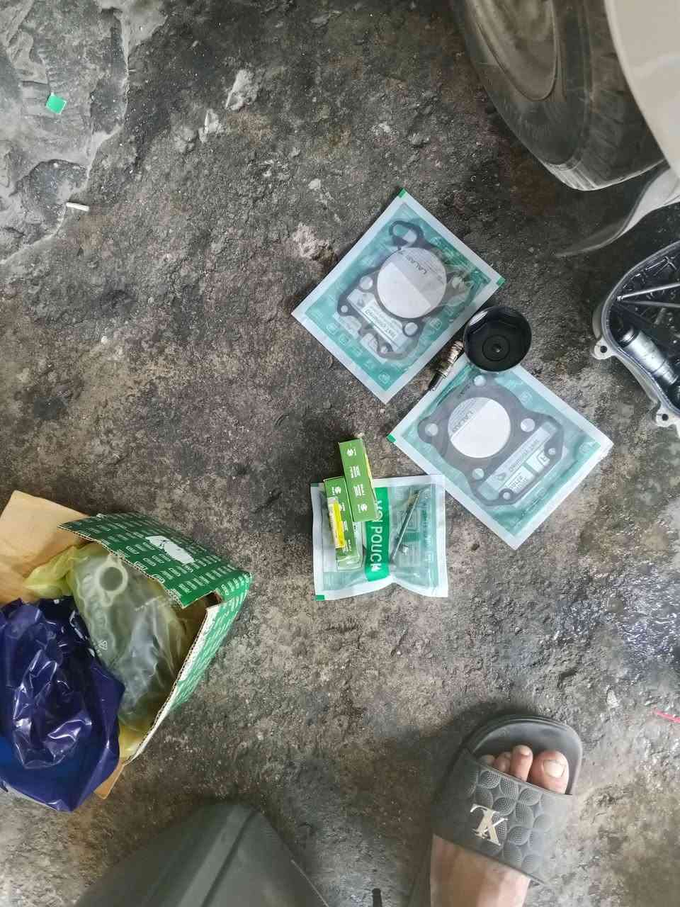 سلام عليكم تكتك2021/شهر11/تكتك خير من الله قبل شهر جفتته كله اصلي الله يشهد بيهه ملاحضات بصيطه سعر7500/تكتك رقم انكليزي تحويل ***********
