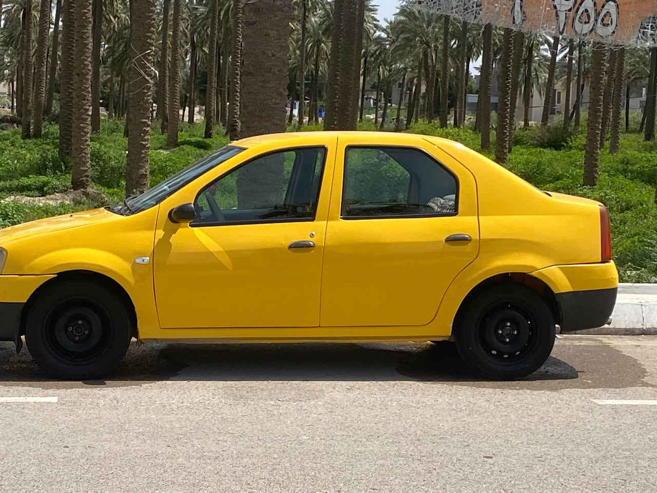 سلام عليكم 
للبيع او للمراوس 
رينو لوكان سياره جاهزه من كلشي بسمي سنويه لل29تبريد كهربائيات كلهه شغاله كير محرك خير من الله صدر امامي خلفي مضبوط  رايدهه ب33وبيهه  مجال للشراي للاستفسار اكثر الاتصال ع الرقم وبيك خير وتدلل عنواني ديالى جلولاء 
***********
