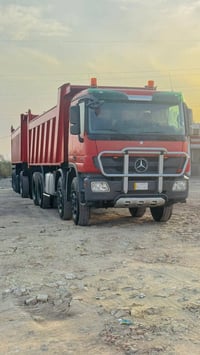 للبيع رقم بغداد قاطره مقطورة 07733789697 سعره 7 شدات