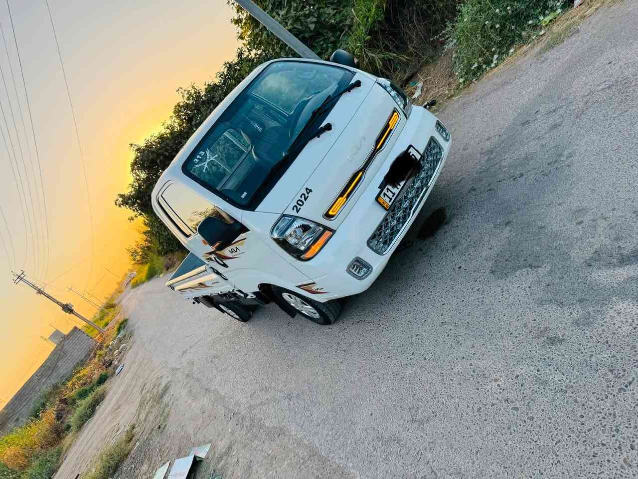 السلام عليكم كيه موديل ٢٤ رقم بغداد ماشيه ٤٣ الف حقيقي سستم كامل مكفوله كفاله عامه السعر ١٥٢ وبيه مجال الرقم ***********
